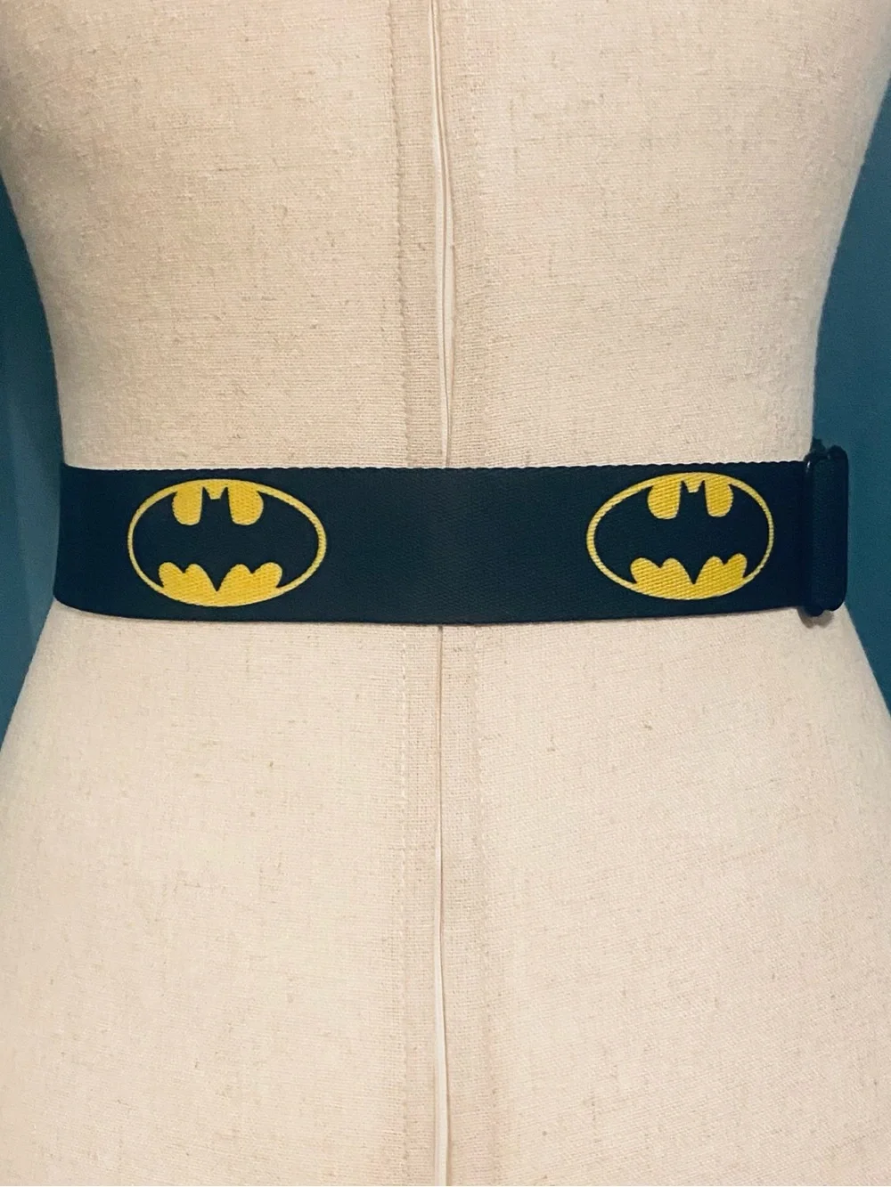 DC Comics XL Batman Dog Collar 18’ - 32’